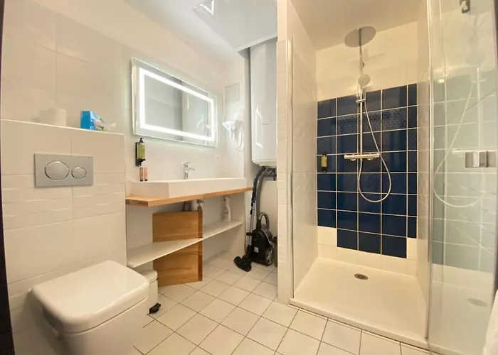 Boutique Un En Bajonna