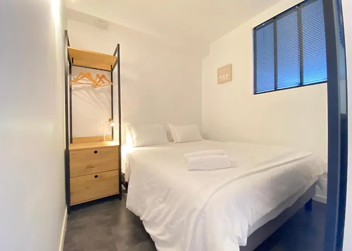 Boutique Un En Appartement Bayonne